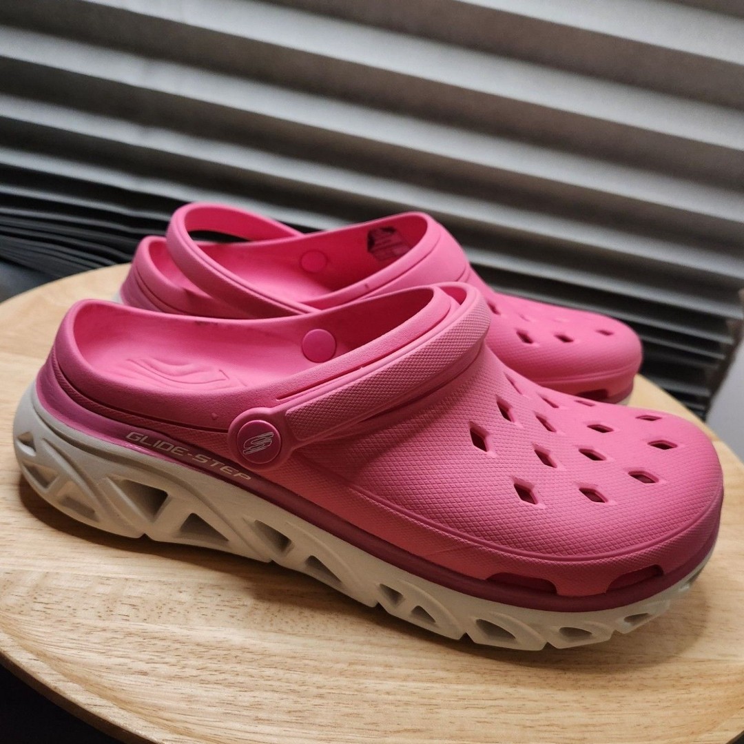 Skechers pink Foamies Glide Step womens 12