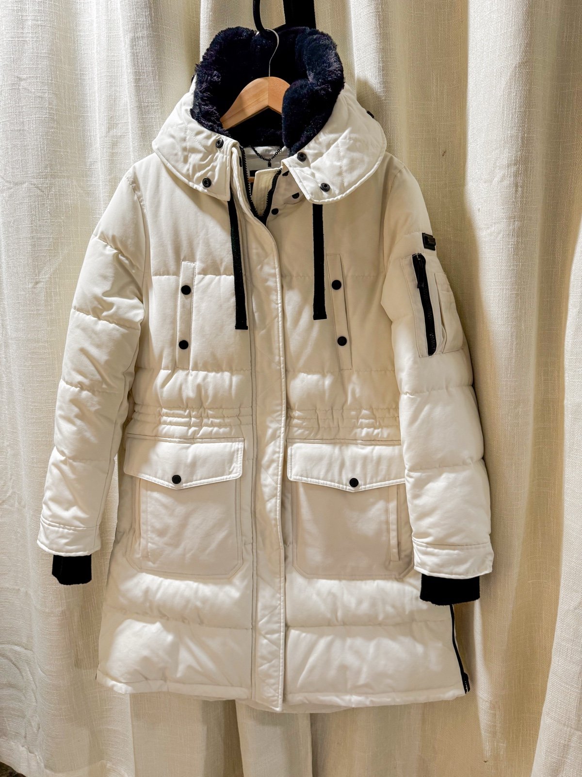 BCBGMAXAZRIA Snow Coat