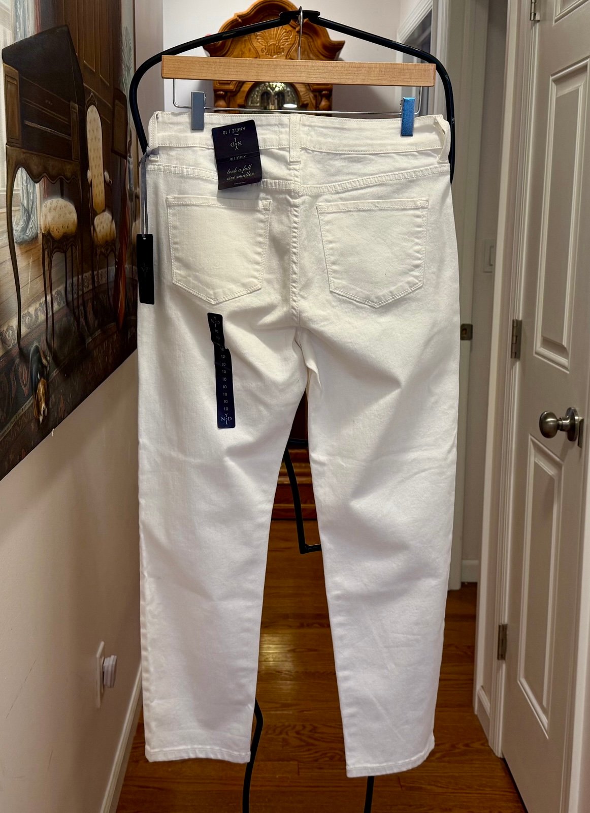 NEW WITH TAGS WOMENS NYDJ ANKLE STRETCH WHITE JEANS Pants SZ 10 Inseam 27