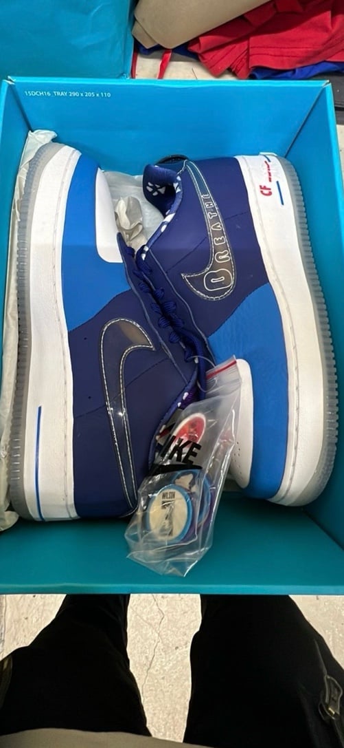Air Force 1 doernbecher