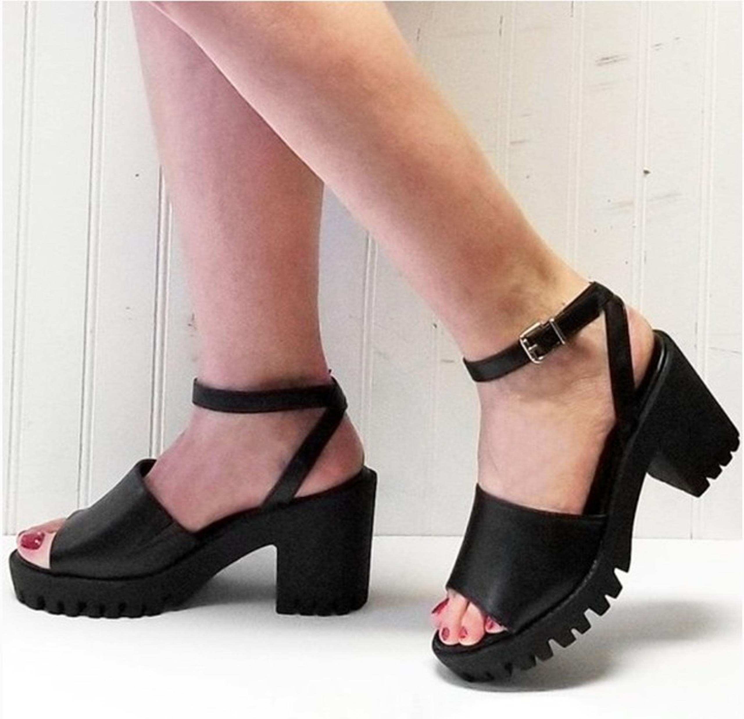 New Women Black Platform Chunky Heel Sandals Size 7