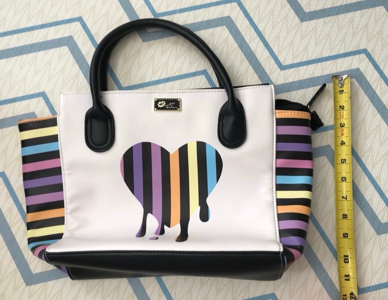 Betsey Johnson bag dripping heart rainbow nude ivory