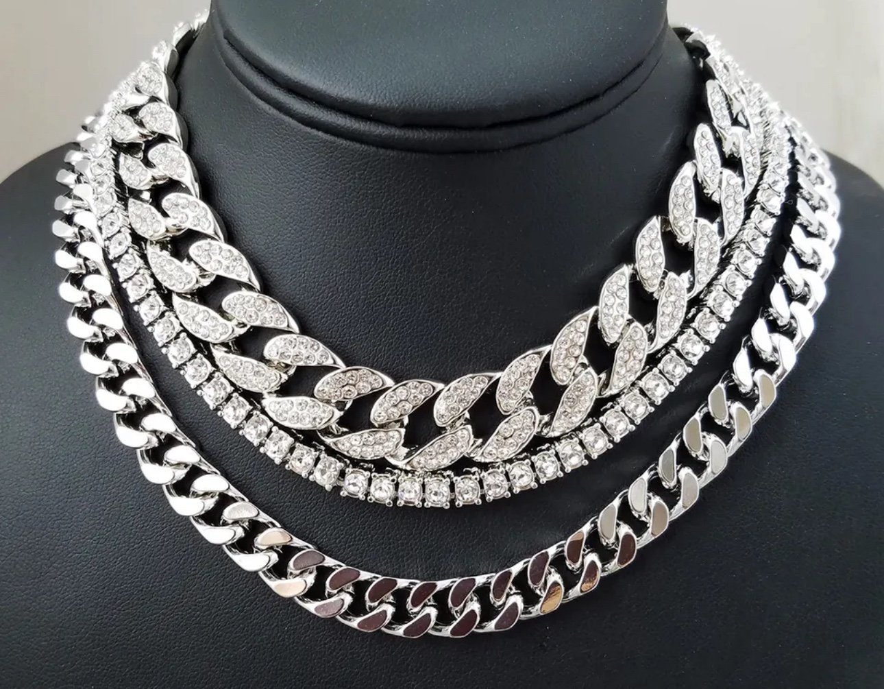 Iced 16 Miami Cuban Choker The piece featured here is made with cuban style, t