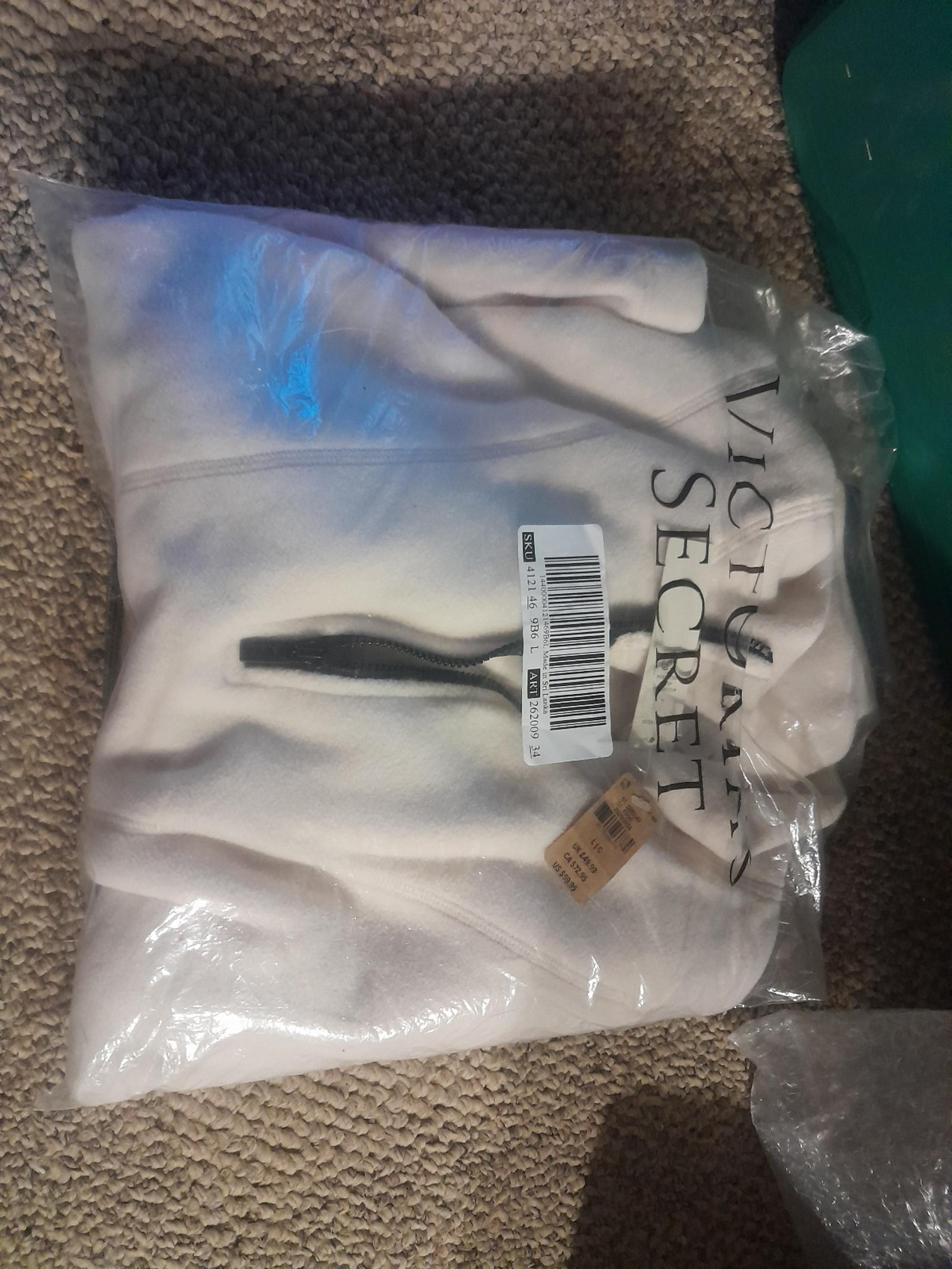 Victoria's secret fleece jacket