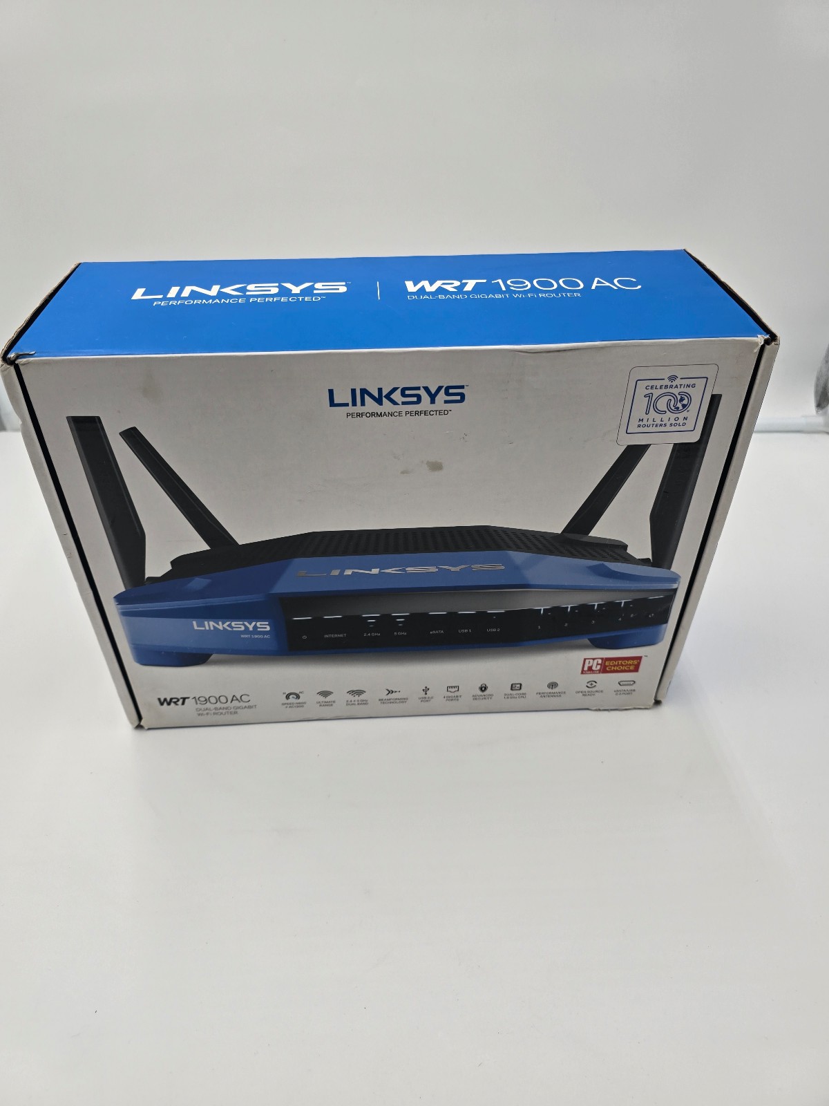 LINKSYS WRT 1900 AC Wireless Router