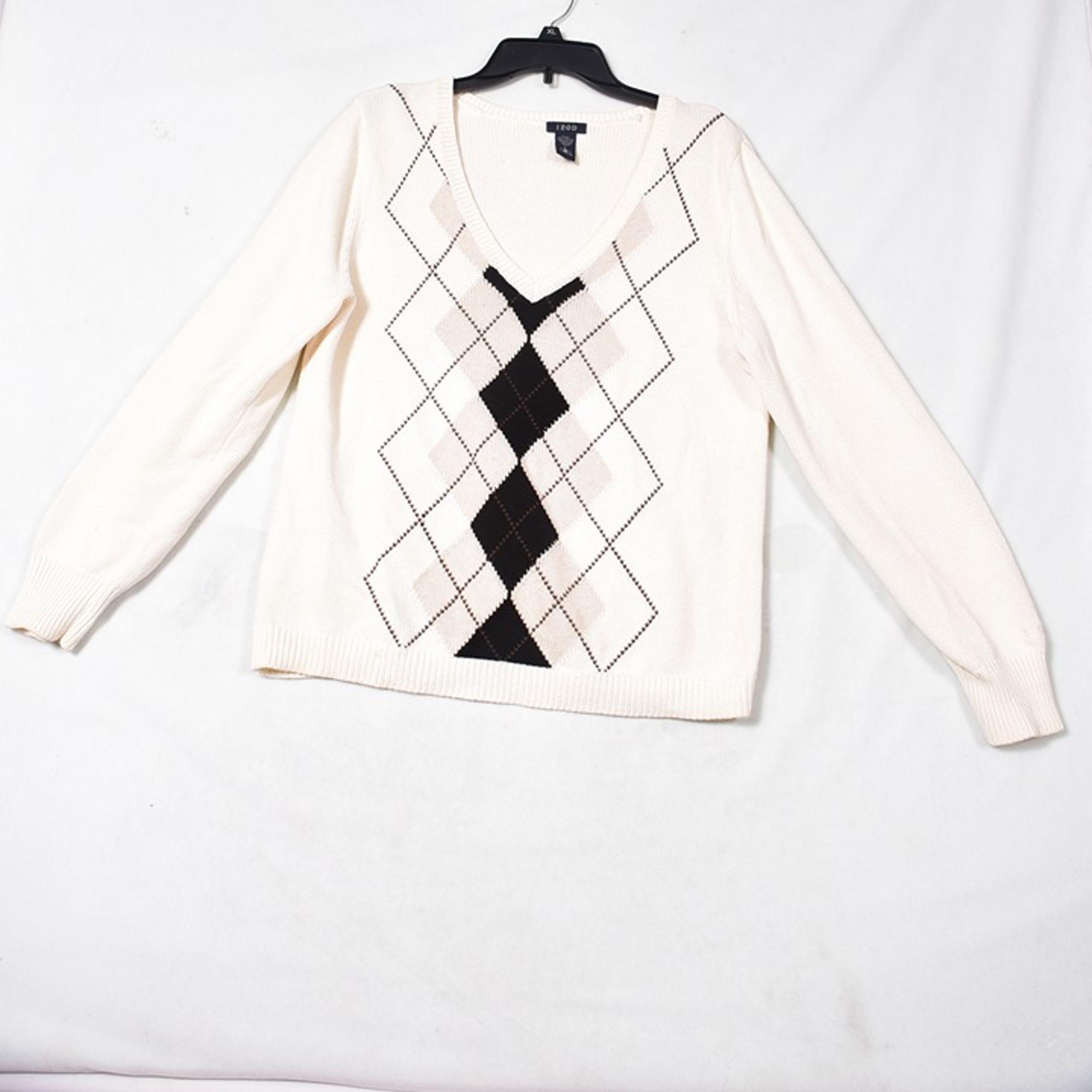 Izod Women's Cream Argyle Sweater Size L V-Neck Long Sleeve Preppy Pullover Knit