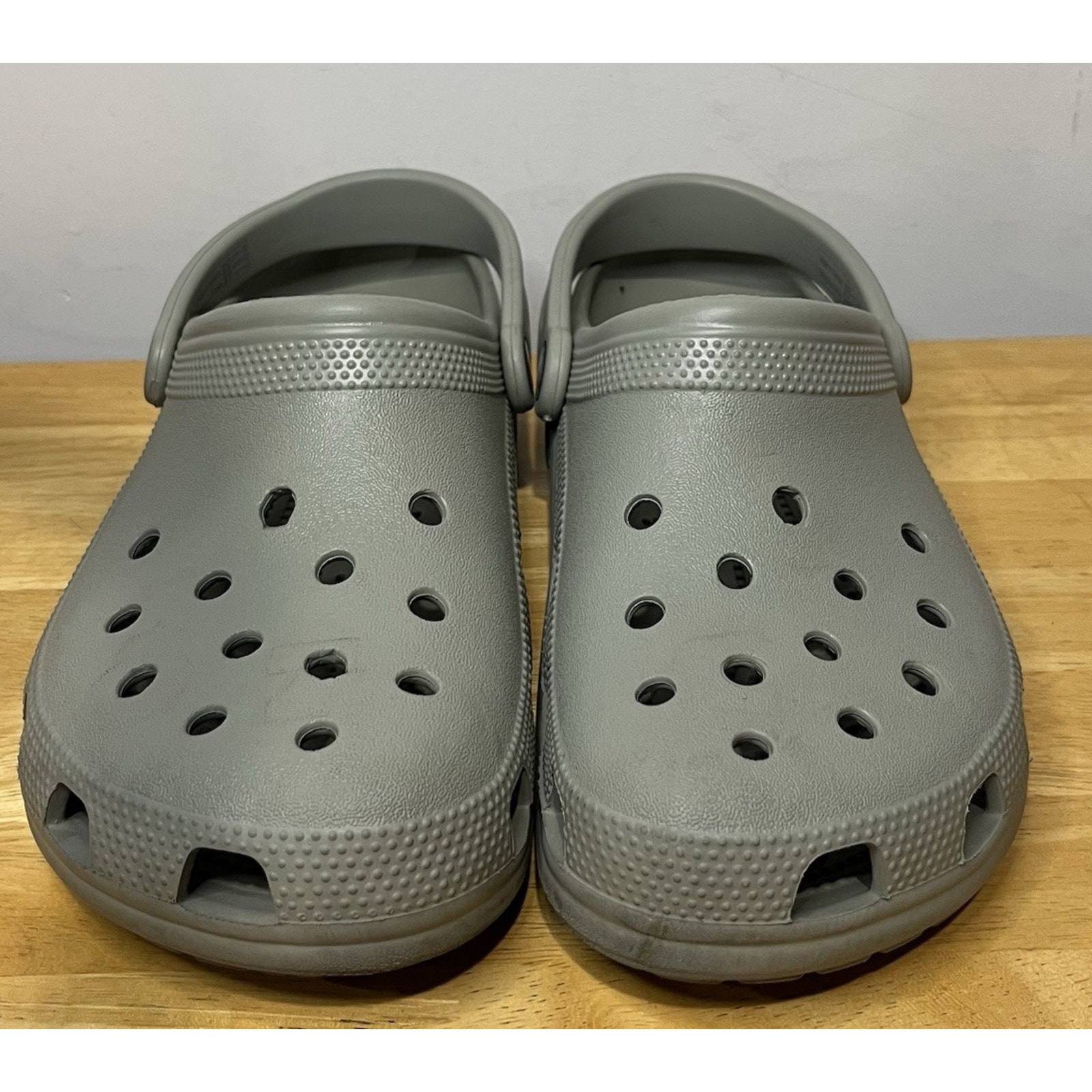 Crocs Classic Clogs Unisex Men Size 8 Women 10 Sandals Gray Slip On Shoes