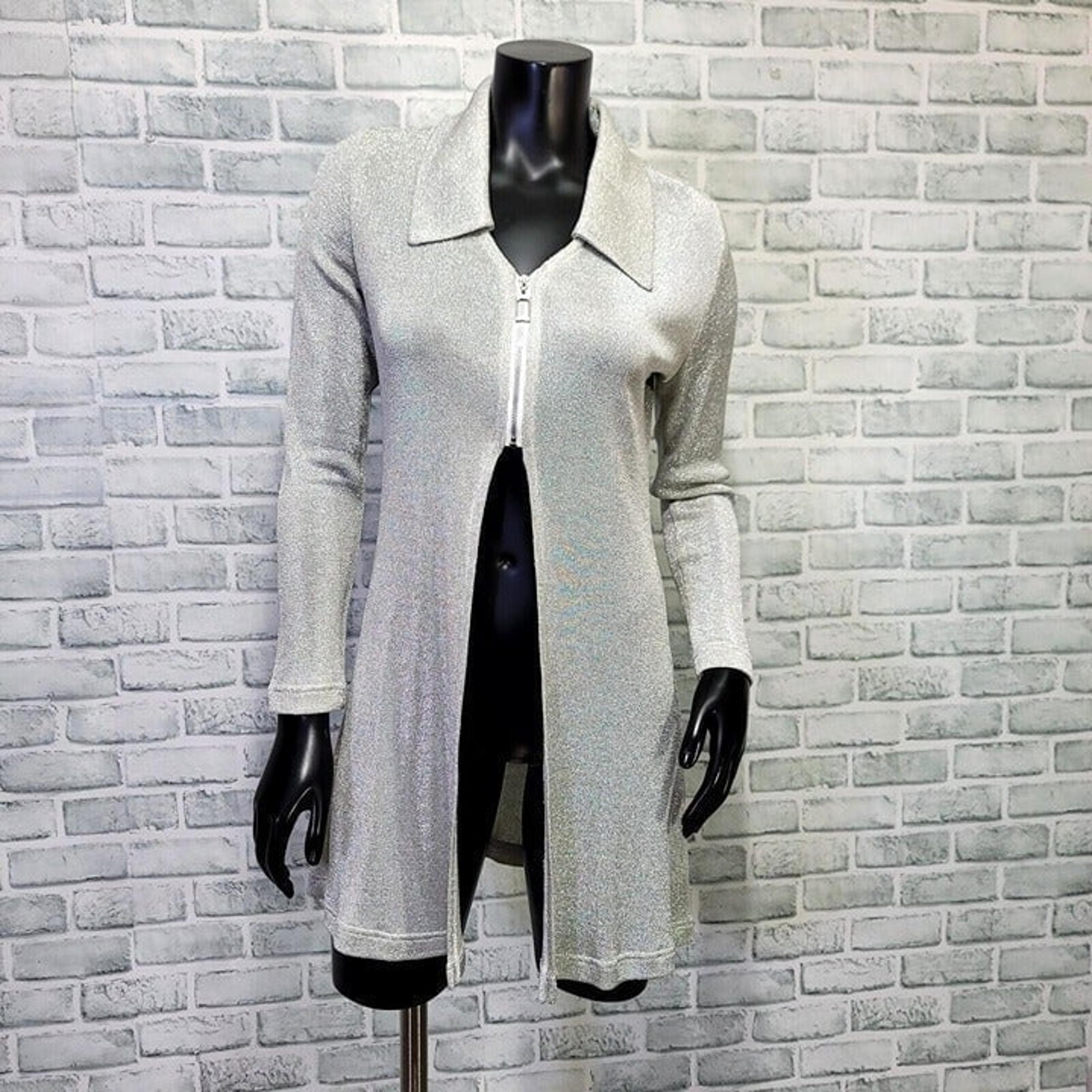 Vintage 90s does 70s New Star USA M Silver Metallic Long Line Top Open Front