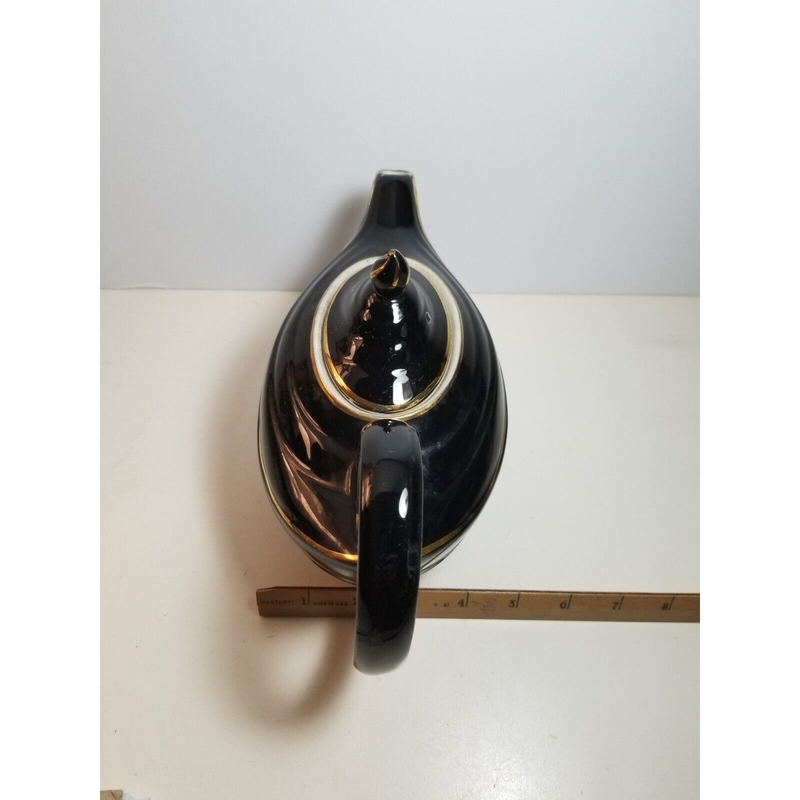 Vintage Hall Black And Gold Aladdin 6 Cup Tea Pot