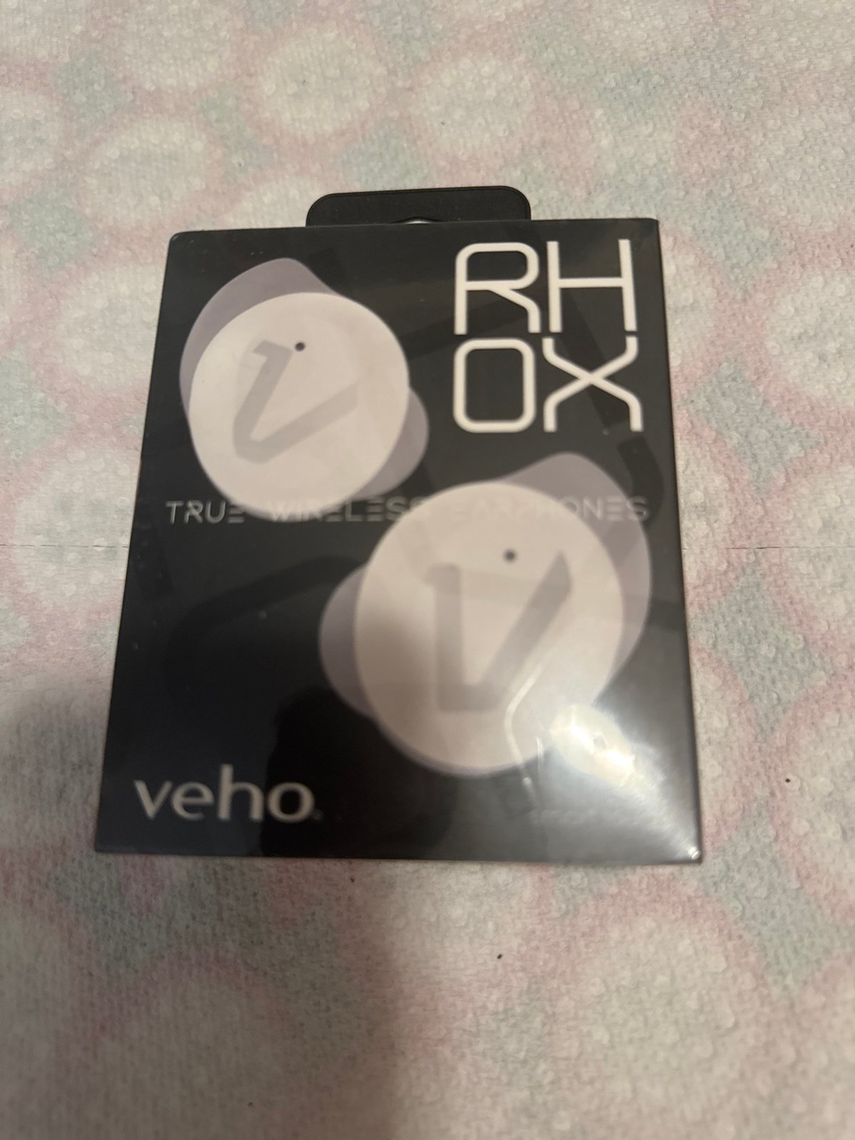 Veho - White RHOX wireless earphones