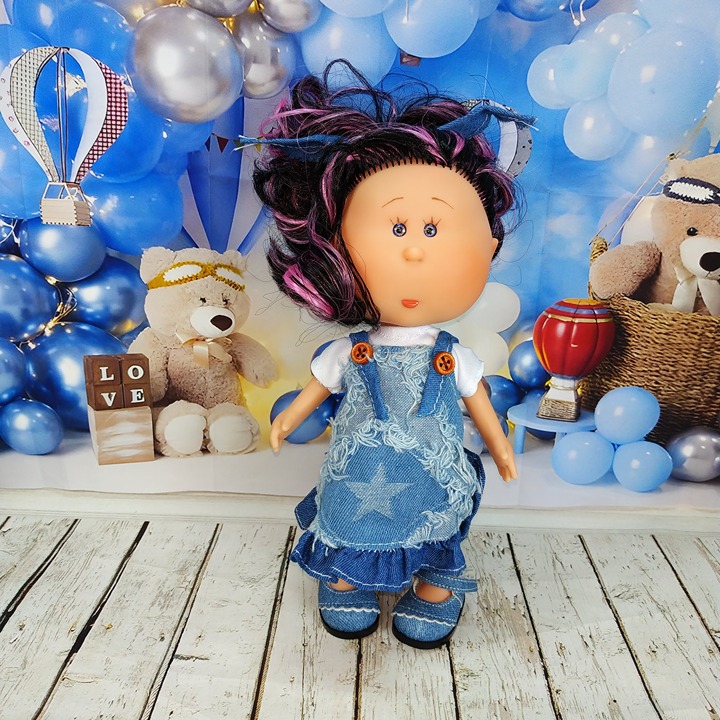 Dressed Mini doll Mia 9'' from Nines d'Onil