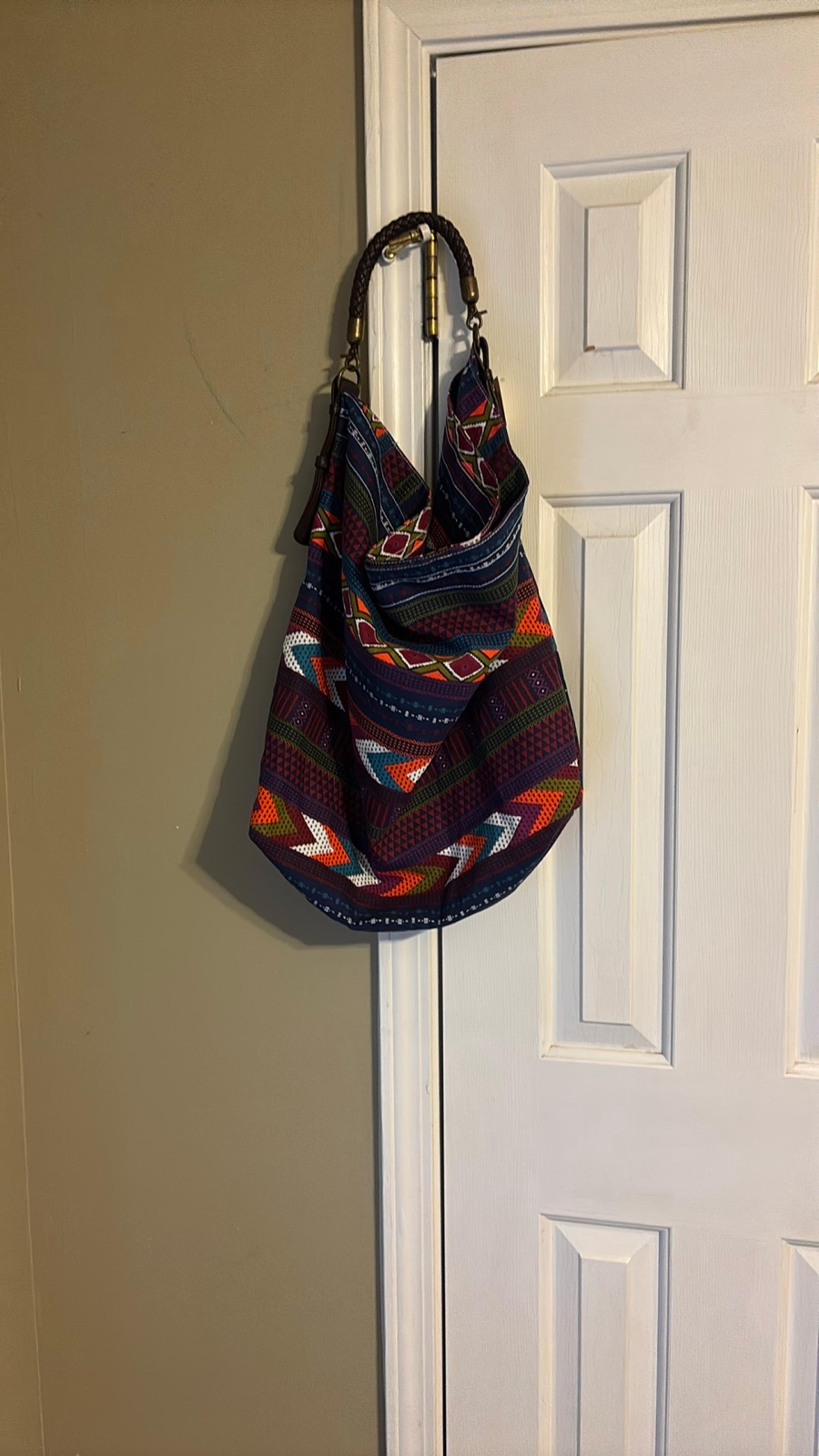 Forever 21 large shoulder bag new with tag