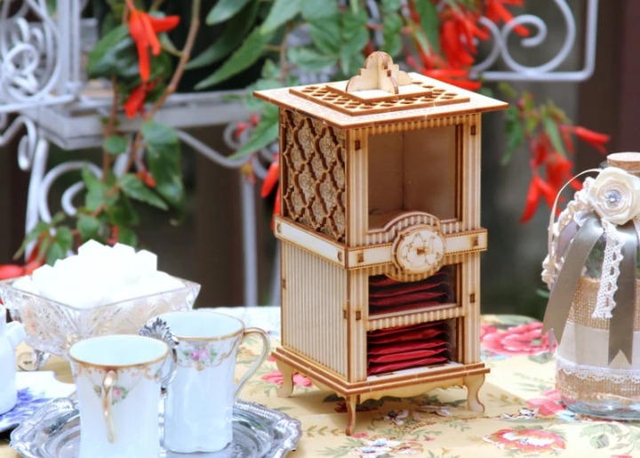 The Carlyle Collection: Your Tea Party Essentials, Tea holder, Cookie Jar, and M