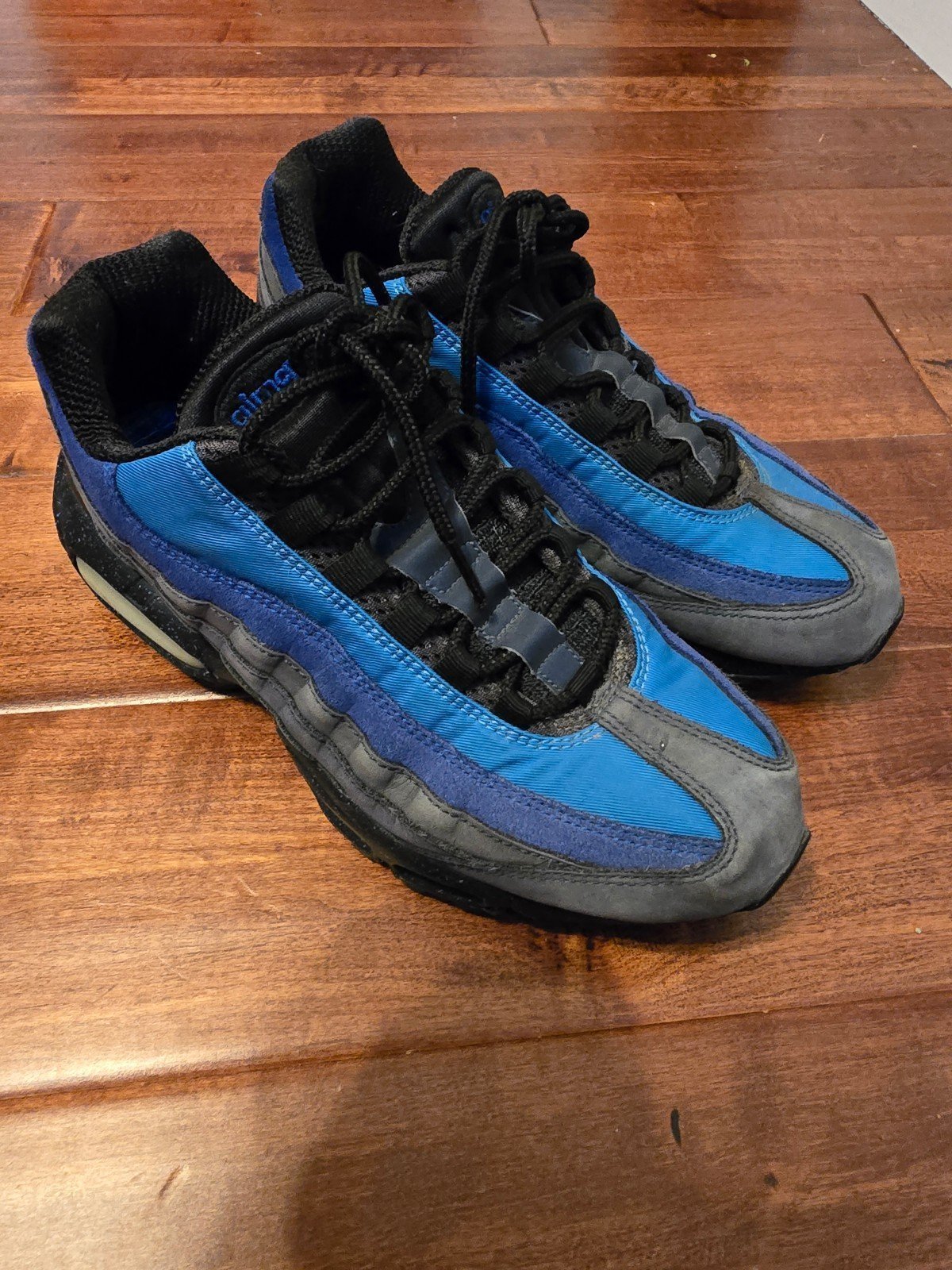 Nike Stash 95 air max sz 8