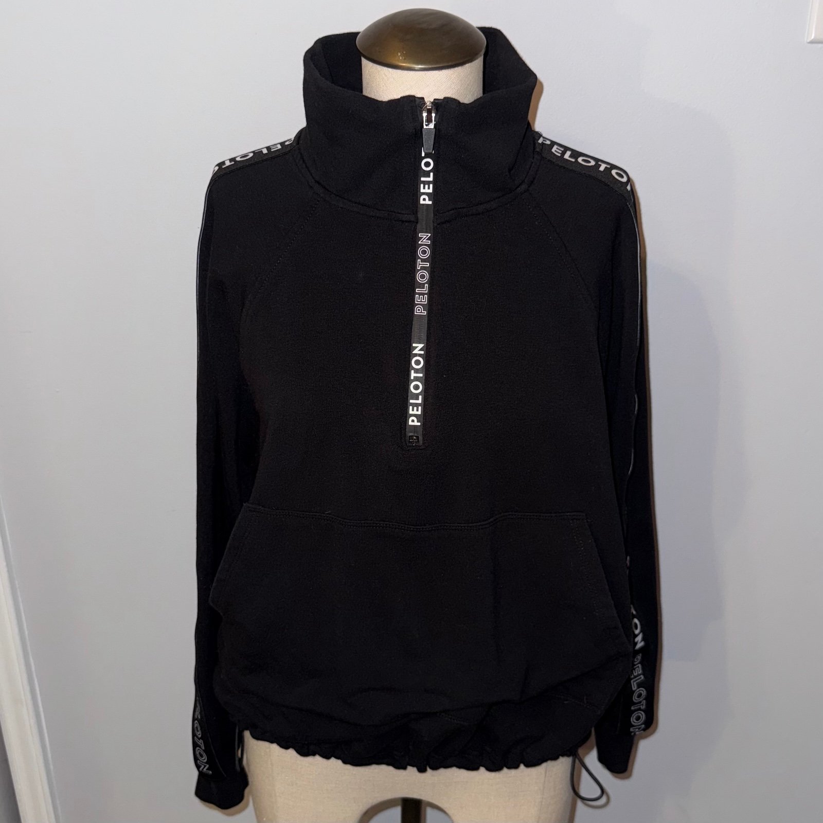 Peloton Logo Half Zip Sweatshirt Black/White Size Small
