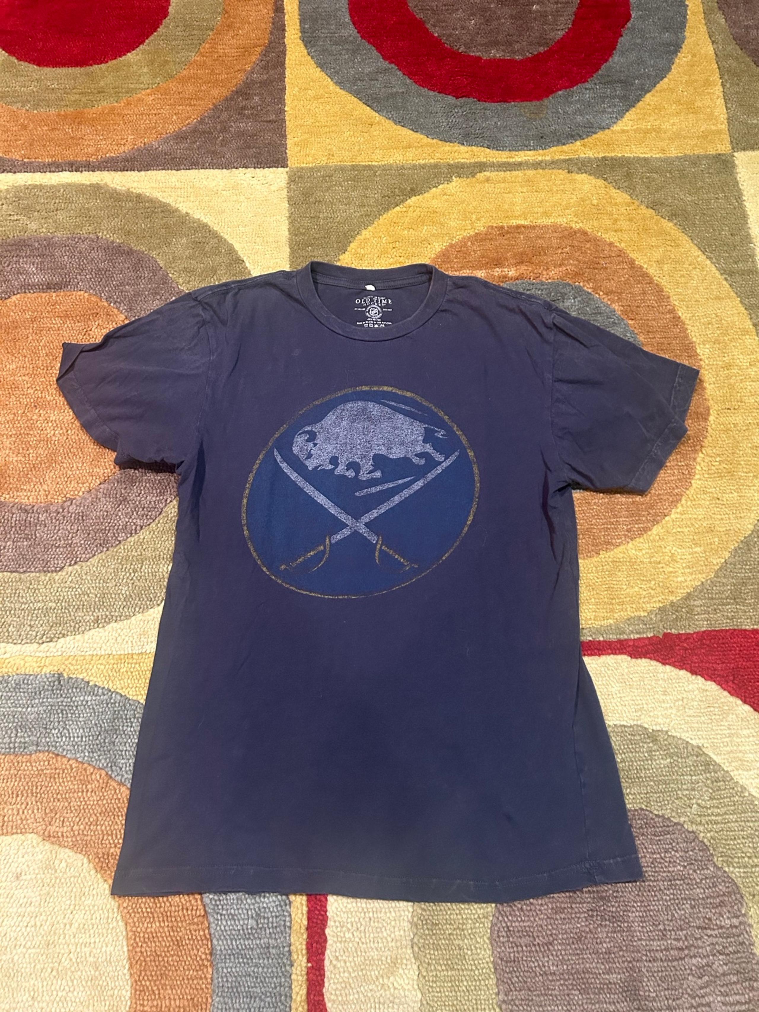Old Time Hockey Buffalo Sabres NHL Short Sleeve T Shirt Vintage Style Women’s M