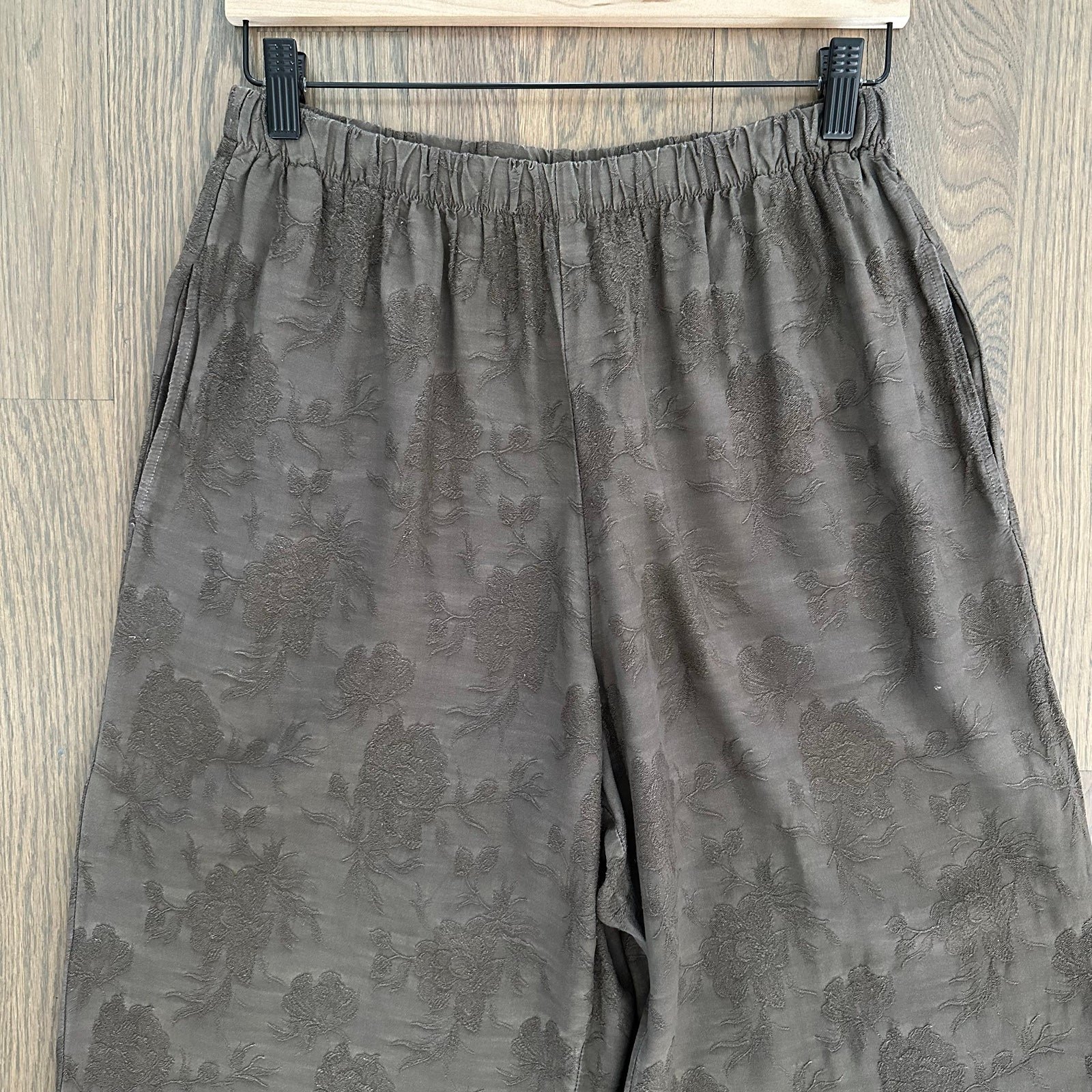 CP Shades Floral Brocade Jacquard Elastic Waist Wide Leg Pant Mocha Brown Medium - detail