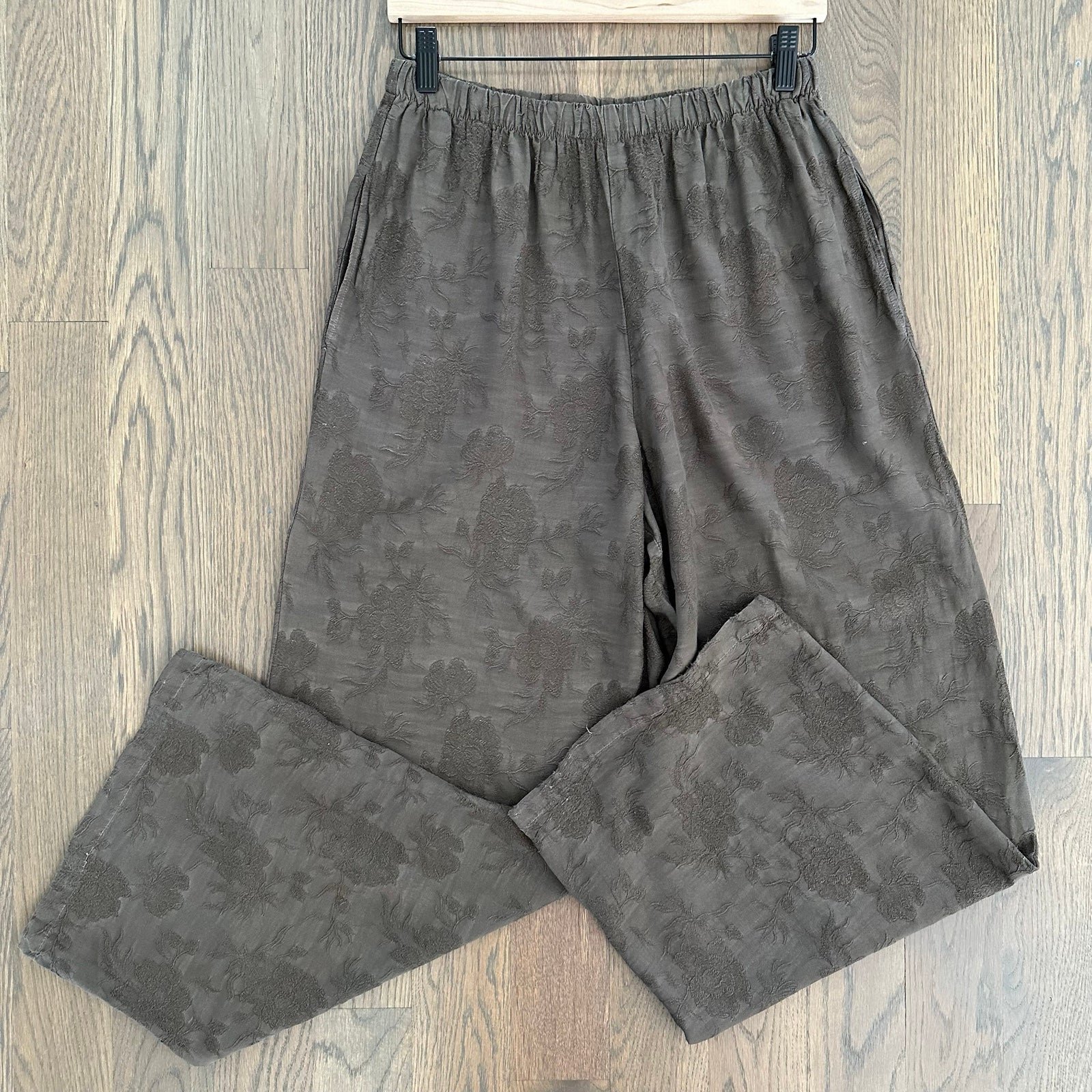 CP Shades Floral Brocade Jacquard Elastic Waist Wide Leg Pant Mocha Brown Medium - detail