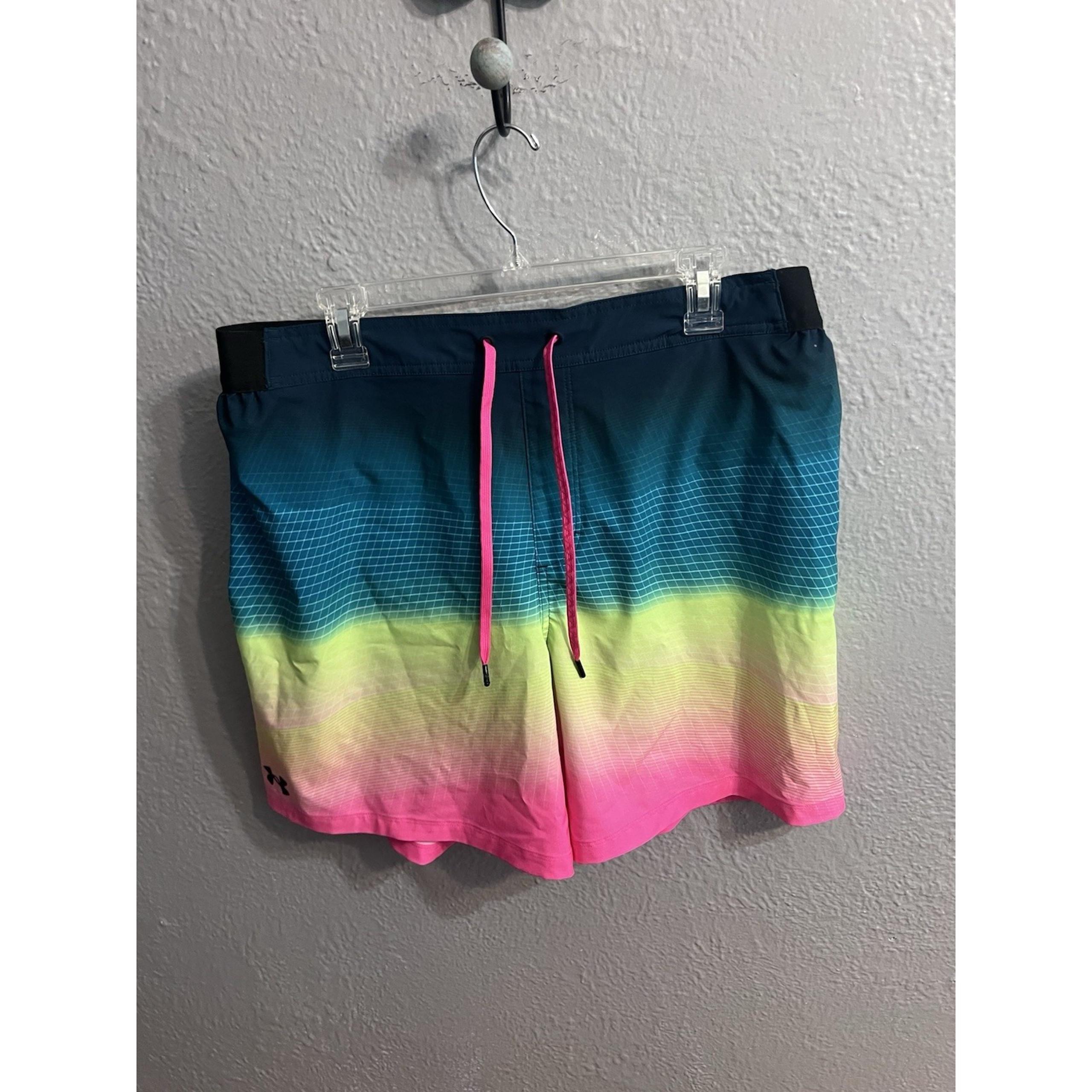 Under Armour Board Shorts Mens Size XL  Striped