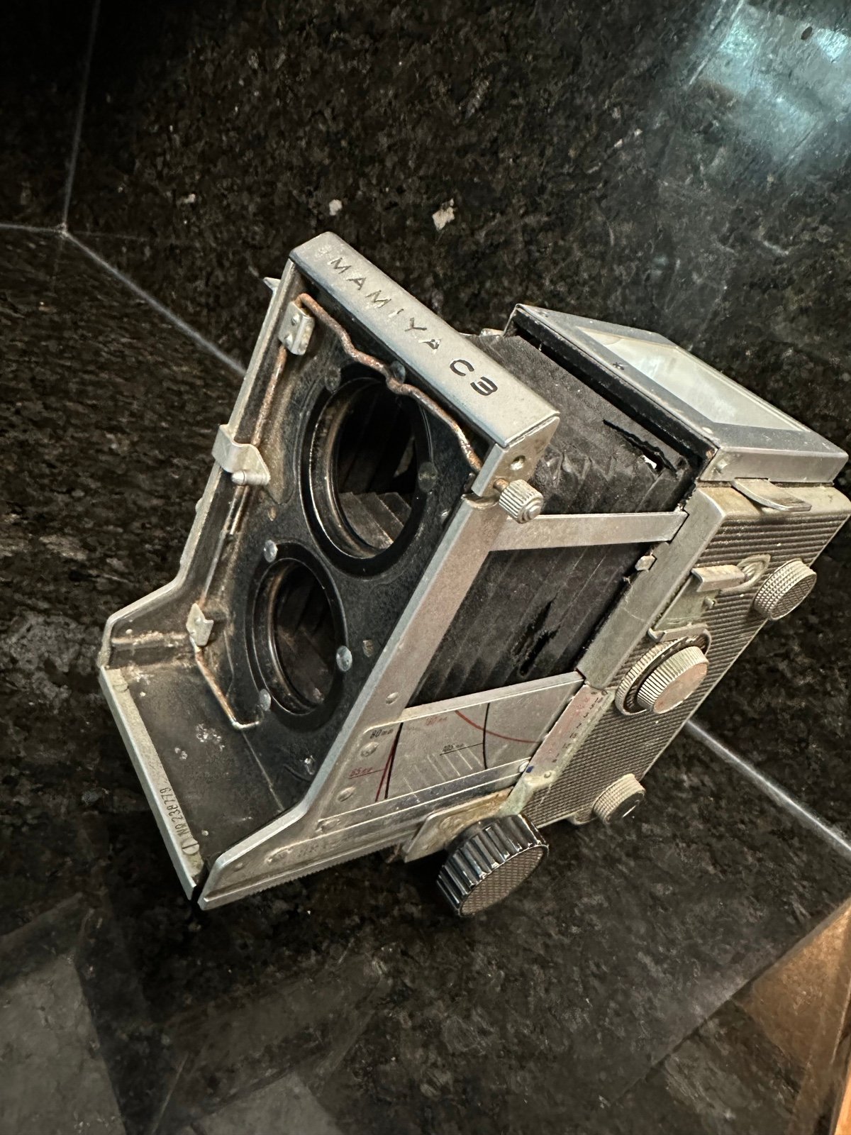 1960s Mamiya C3 TLR Camera