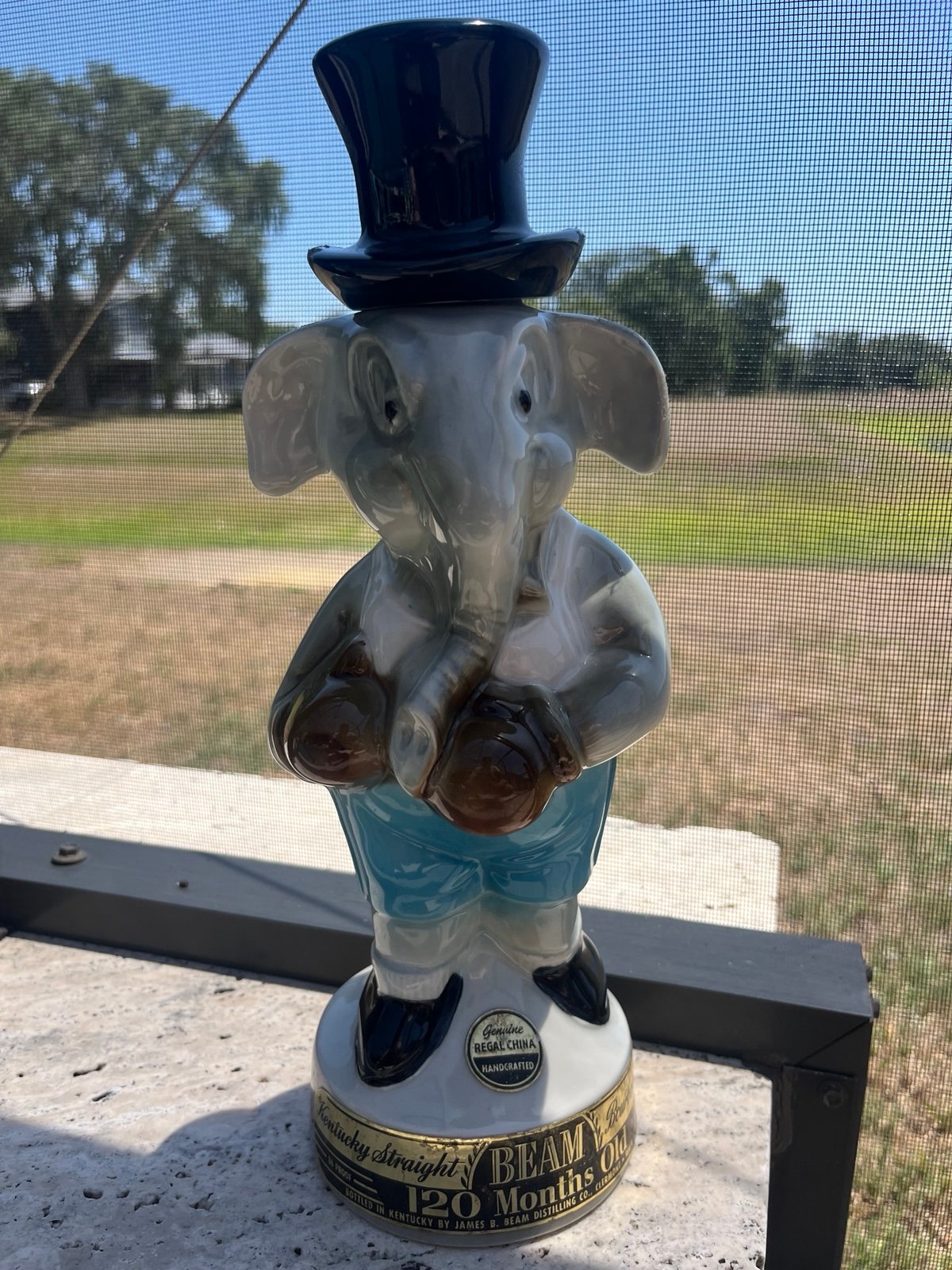 JIM BEAM REPUBLICAN ELEPHANT BOXER DECANTER 1964 GENUINE REGAL CHINA