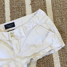 American Eagle preppy white editor style cargo chino shorts white 2