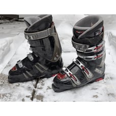 Tecnica Rival Icon Ski Boots - Great Comfort and Performance on the Slopes!