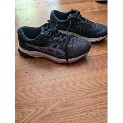 Womens ASICS GT 1000 10 Running Shoes Size 8