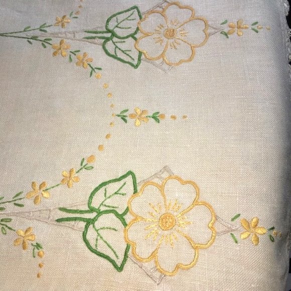 Vintage Dresser Scarf Table Runner Embro