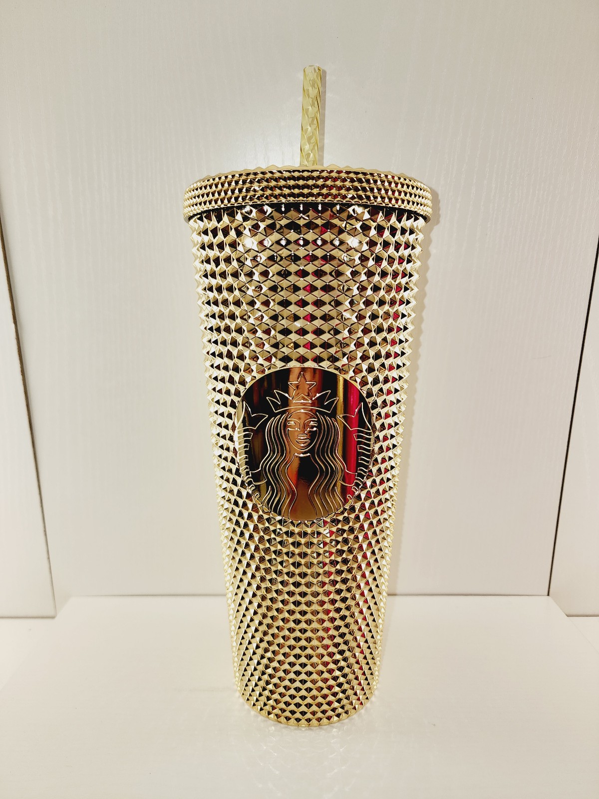Starbucks Holiday 2022 Gold Studded Venti 24 oz Tumbler