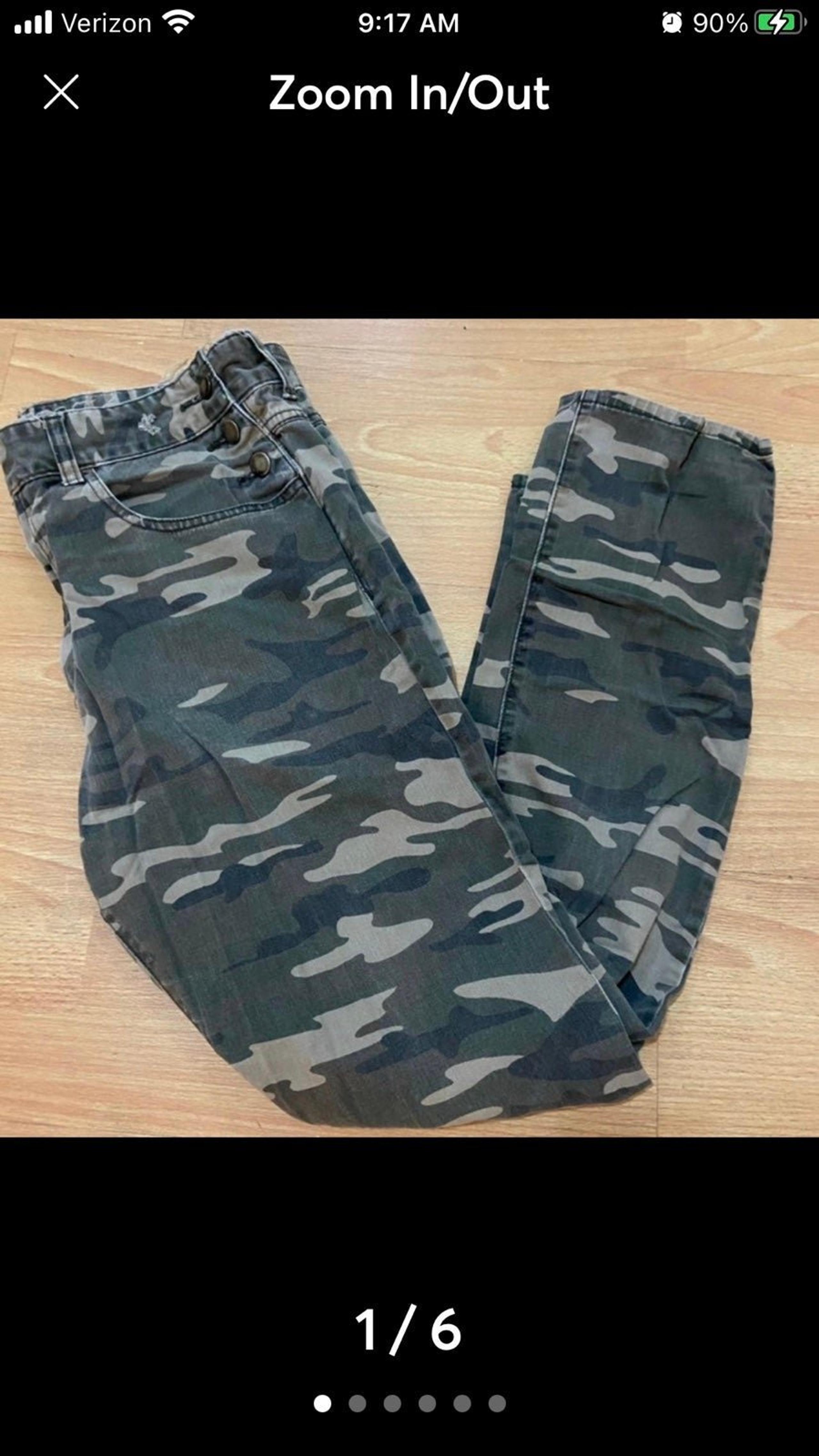 Cargo pants Forever 21 M Men will fit Women camouflage