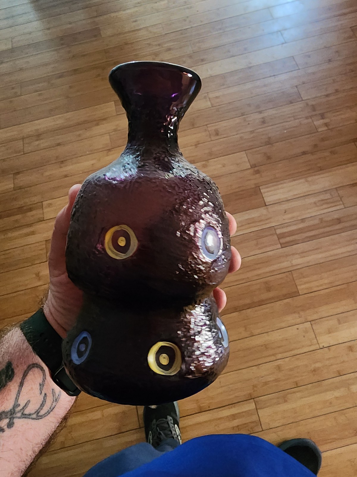 Fenton eye vase