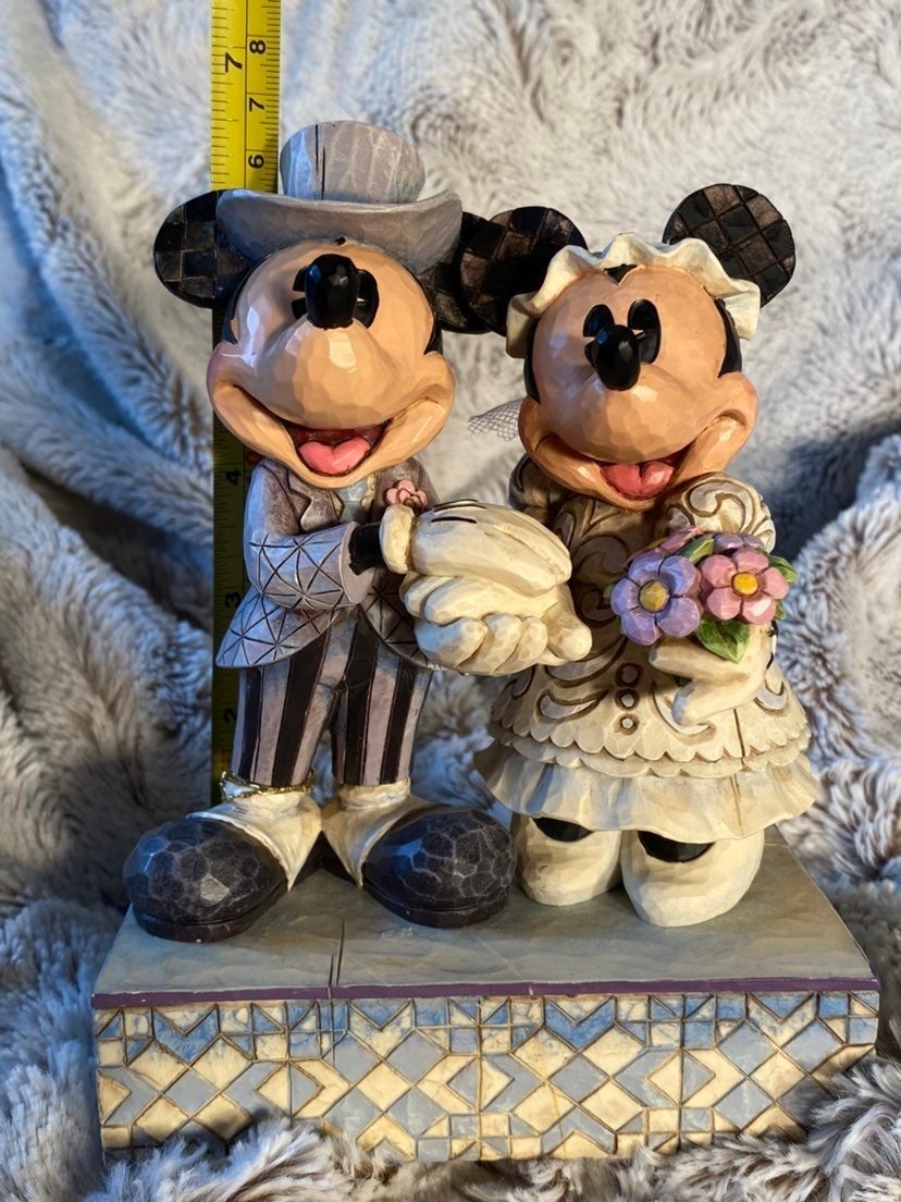 Jim Shore Disney Mickey and Minnie Mouse Congratulations EXCELLENT CONDITION