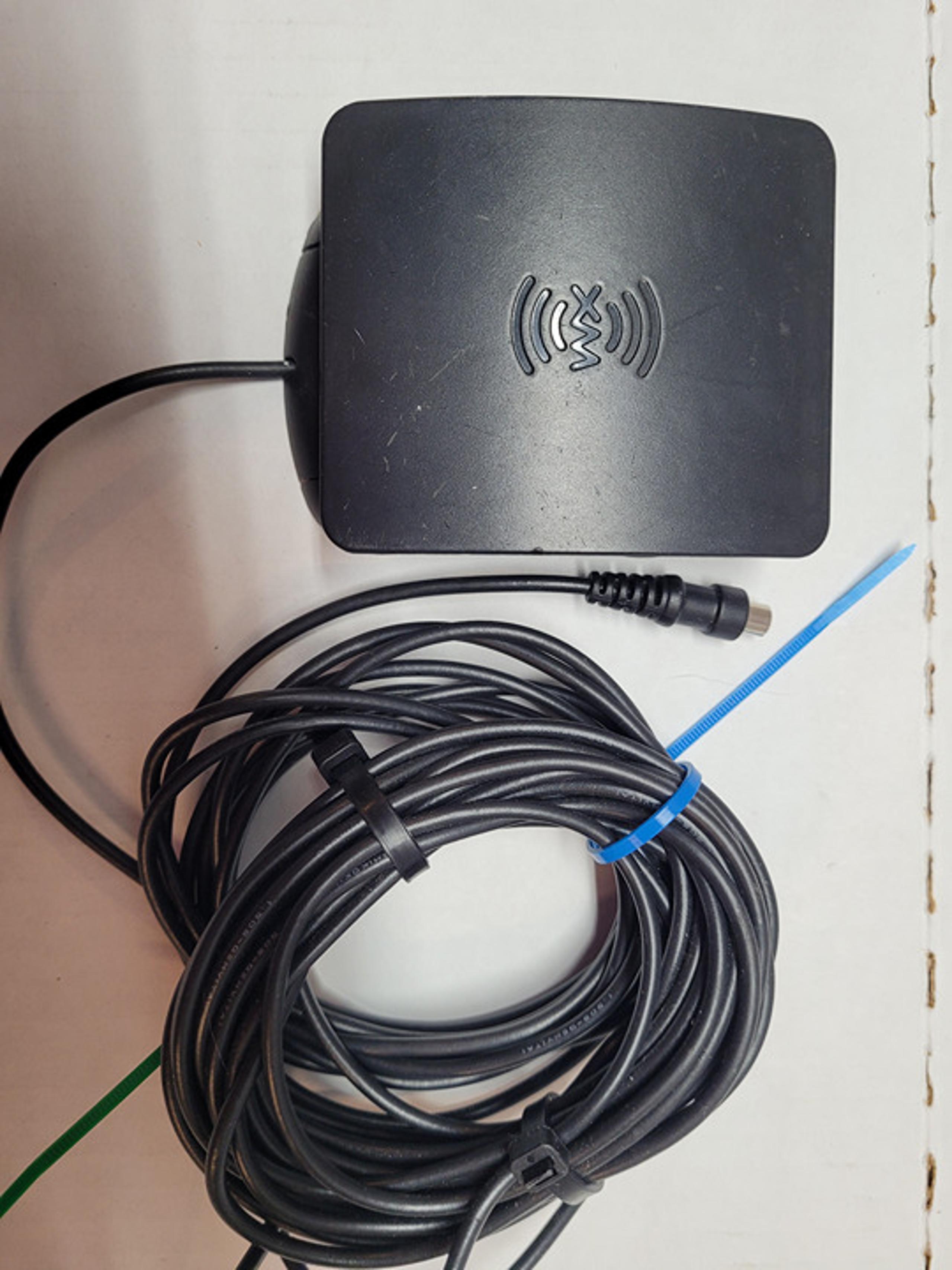 XM SATELLITE RADIO ANTENNA - Long Cable - Used - Universal Home Antenna