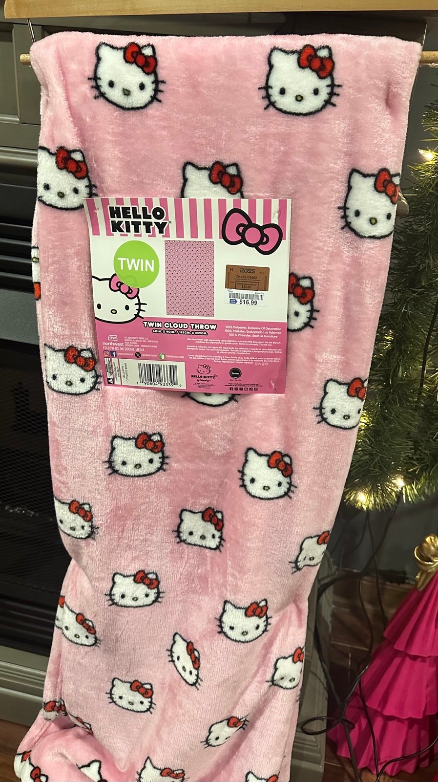 Hello Kitty TWIN BLANKET