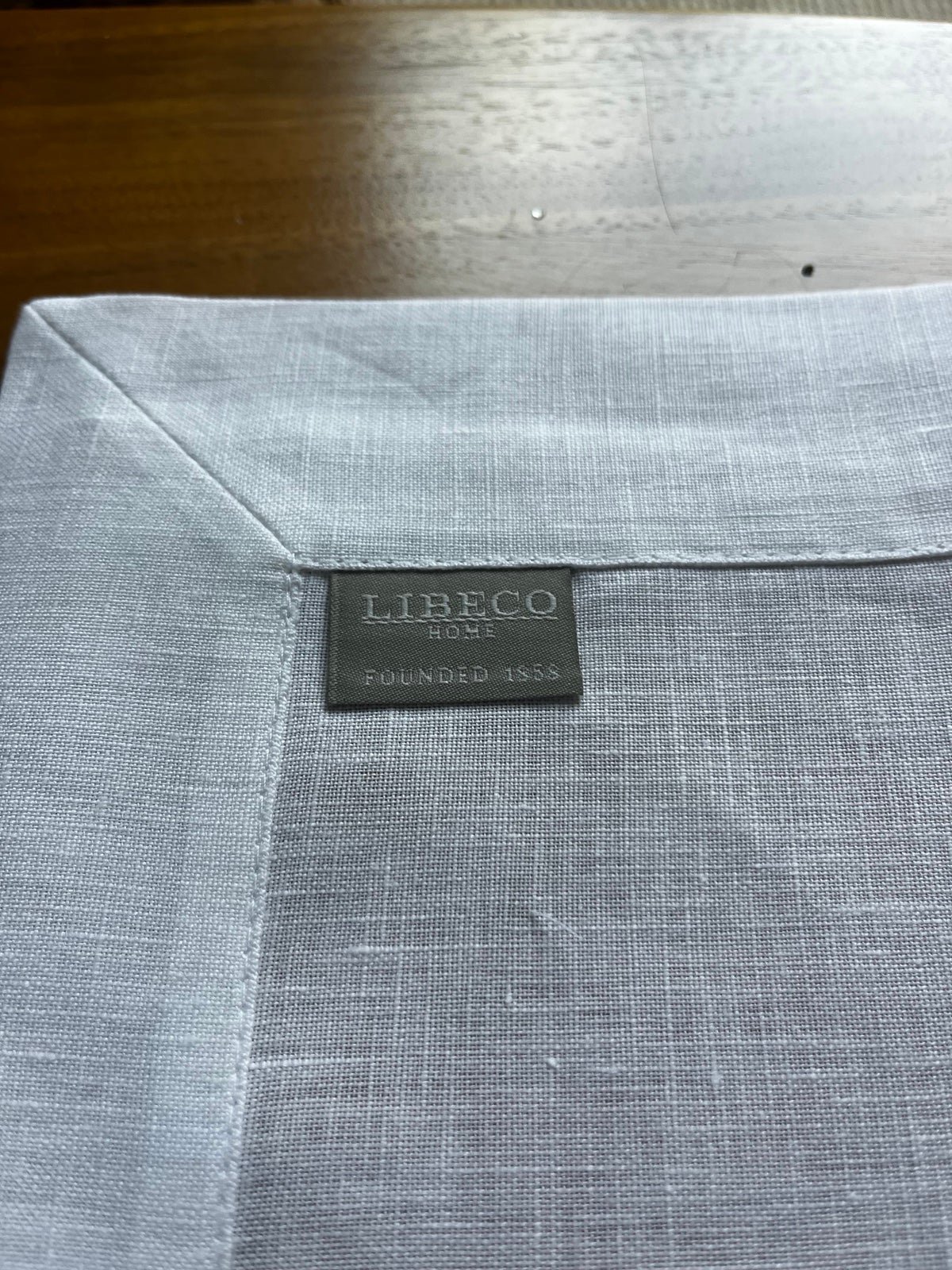 NEW TWELVE LIBECO 21” x 21” WHITE LINEN LARGE HEMSTITCH NAPKIN