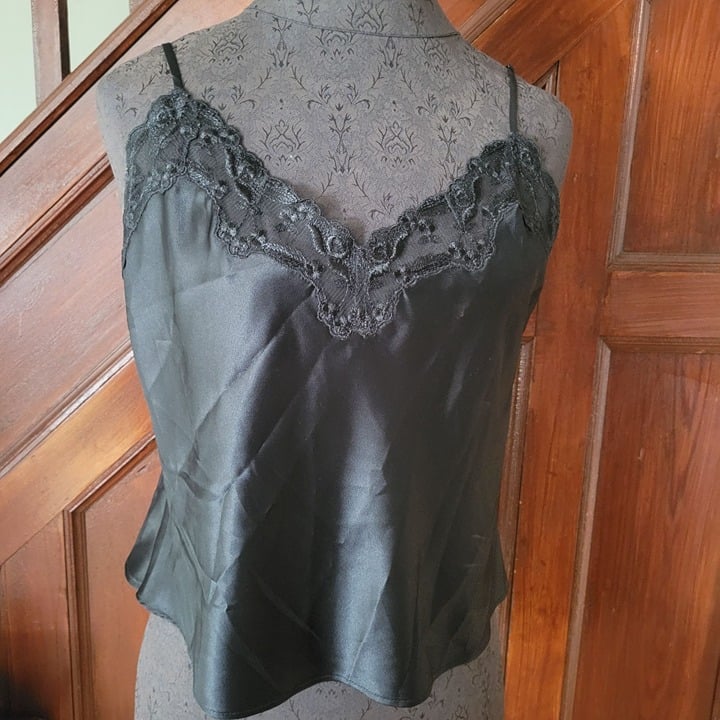 Victoria Secret Black Lace Cami M