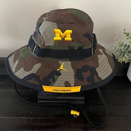 Nike Jumpman Dri-Fit Michigan Wolverines Camo Boonie Hat - (New w/tags!)