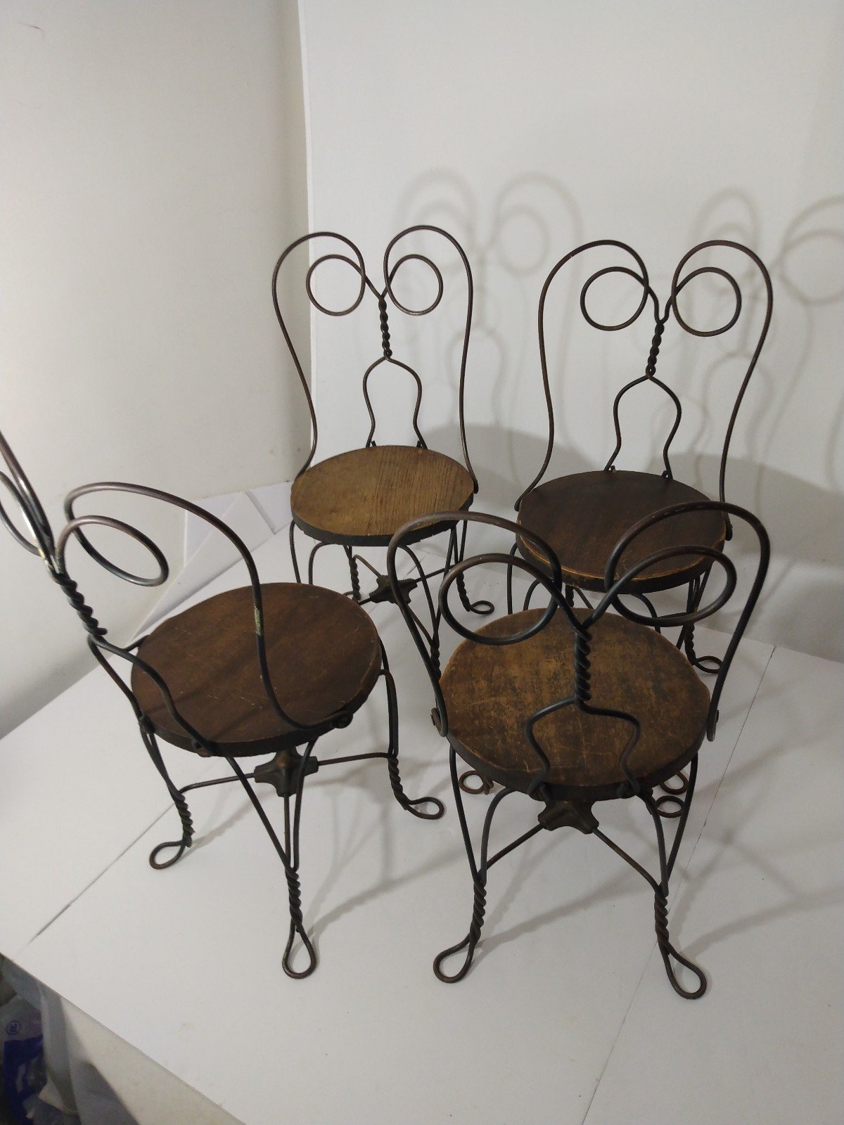 Set of 4 Antique 1908 Childrens Twisted Wrought Iron Ice cream Parlor Chairs