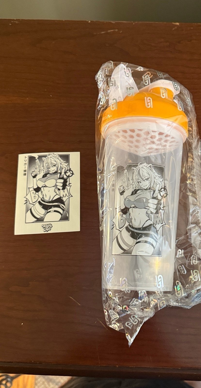 Gamersupps Fingerbang Waifu Cup, Fingerbang and sticker