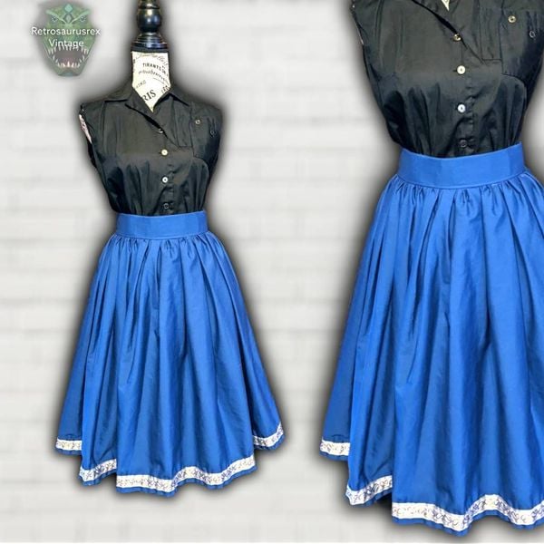 Vintage 1940's Authentic German Dirndl Circle Skirt, Rockabilly Twee Small