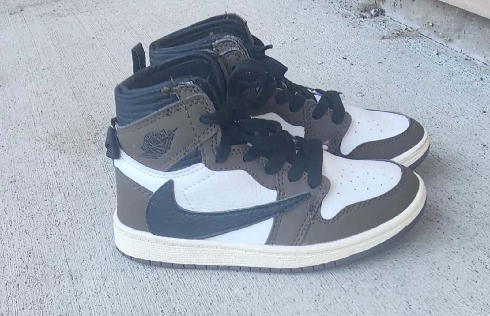 Air Jordan 1 Travis Scott Cactus Jack
