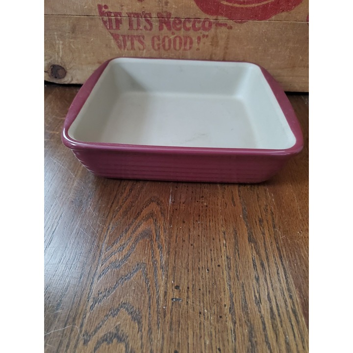 Pampered Chef 9x9 Heritage Cranberry Baker Stoneware Pan Kitchen Cooking Baking