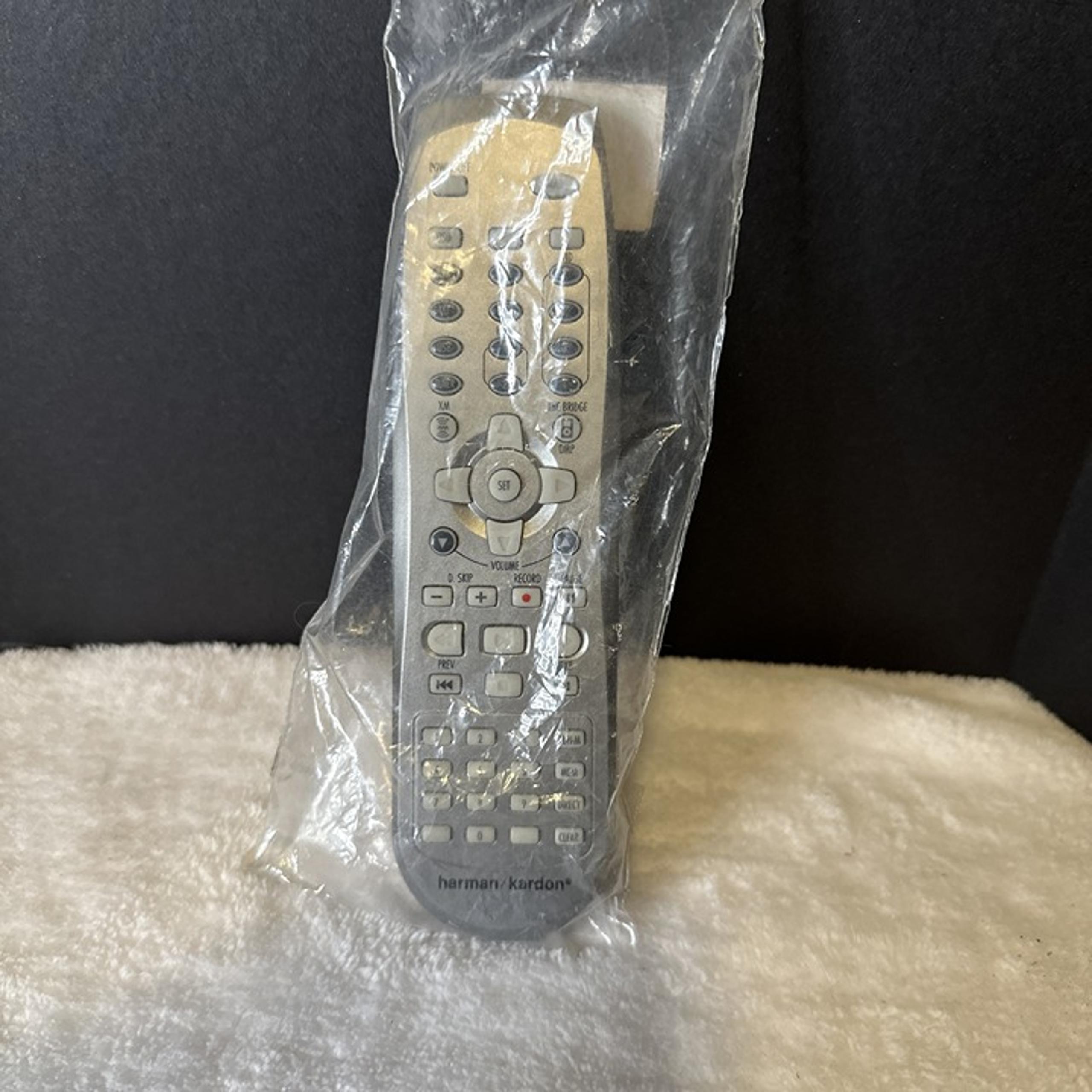 BNIP Harman / Kardon ZR 10 Remote Control GENUINE