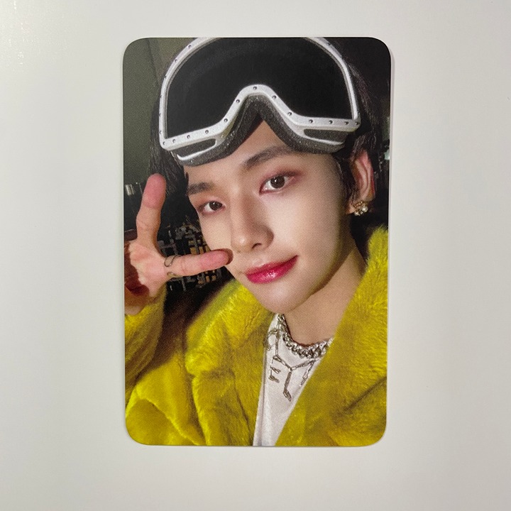 Official Stray Kids Hyunjin Christmas Evel SubK pob