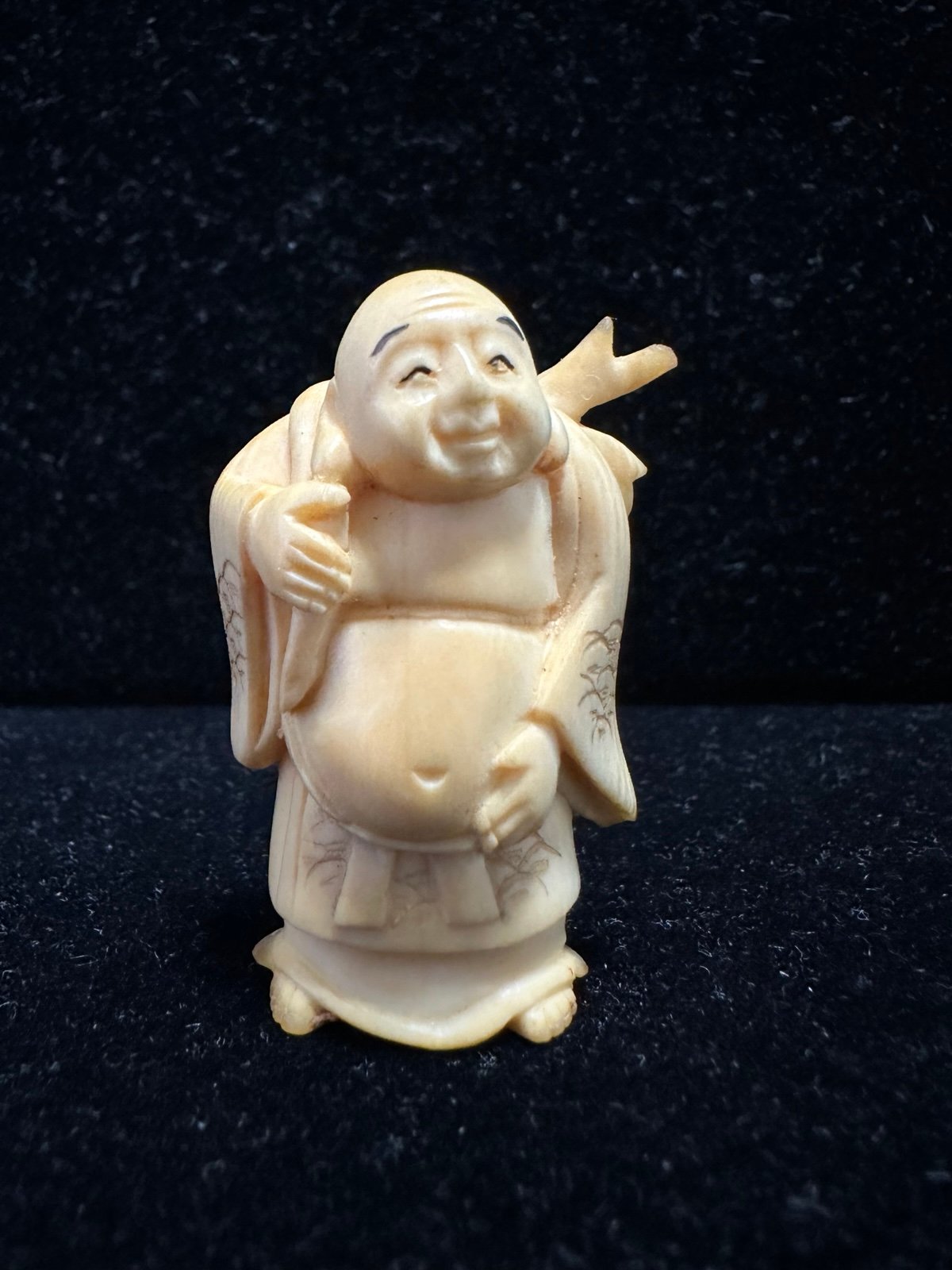 Antique Hand Carved Bovine Bone Netsuke