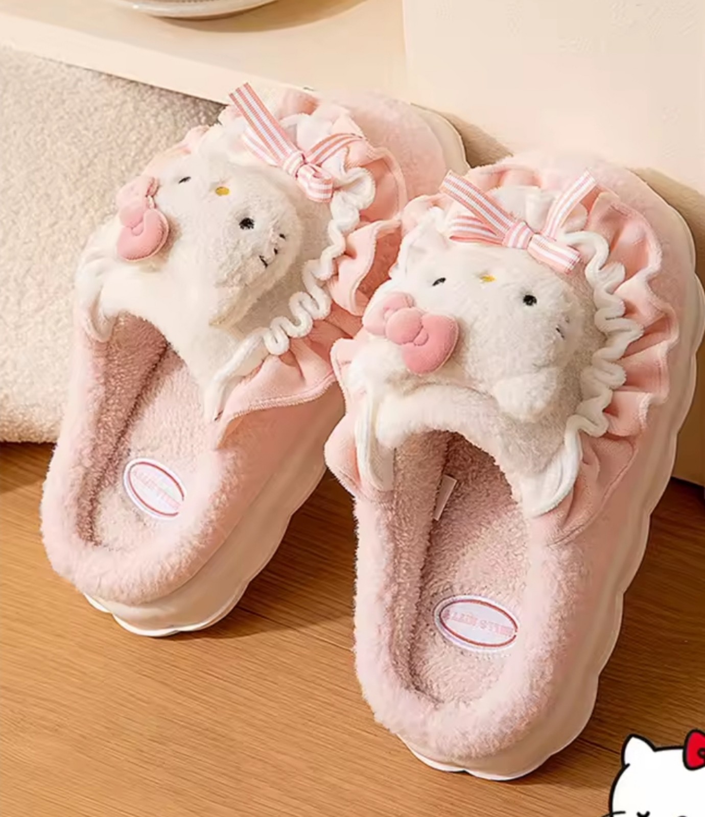 Hello kitty Slippers Size 8