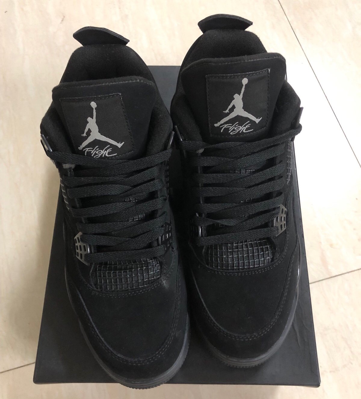 Men’s size 8.5 Jordan 4 Black Cats