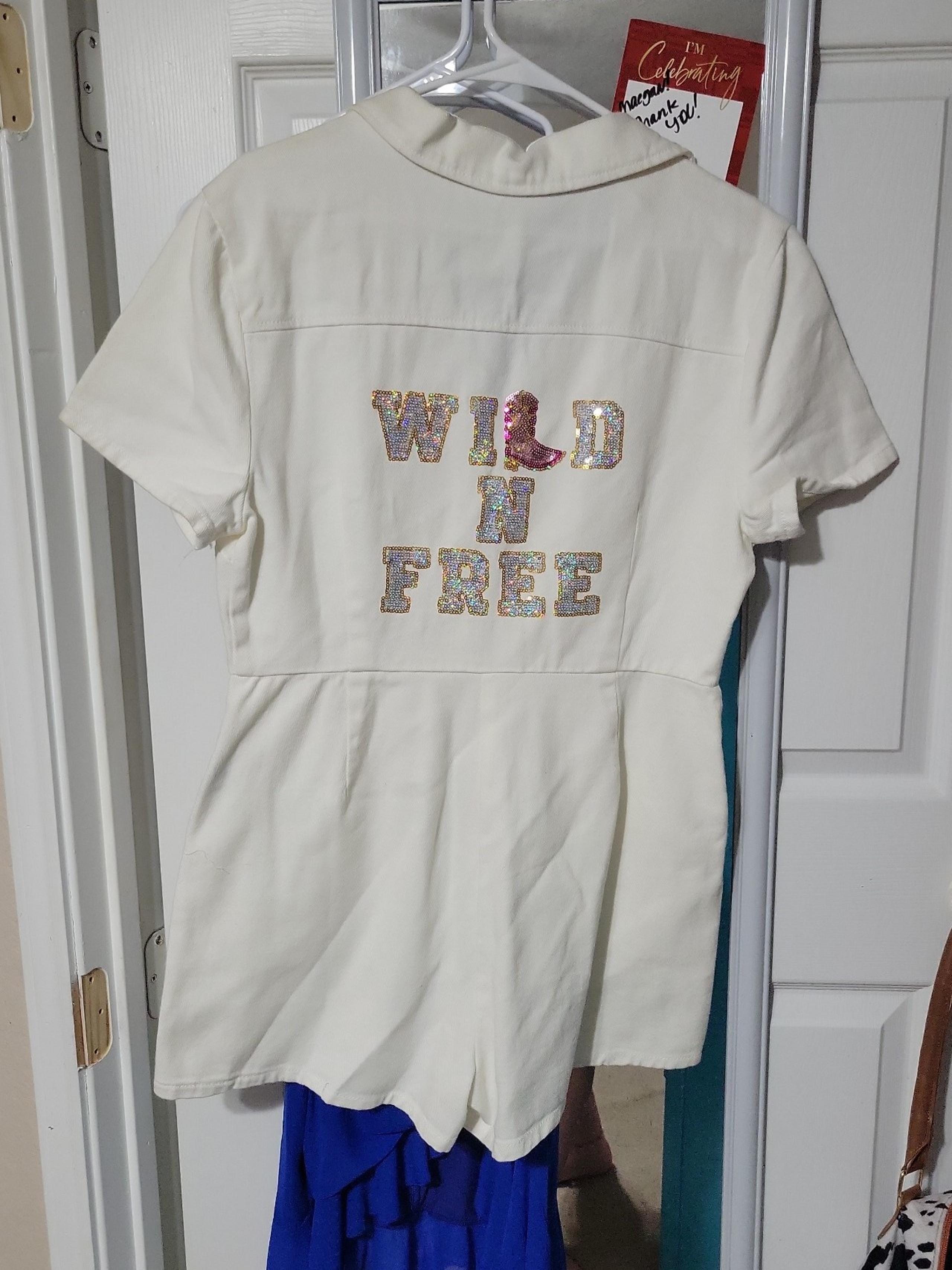 Peach Love Wild N Free Romper, Medium NWT