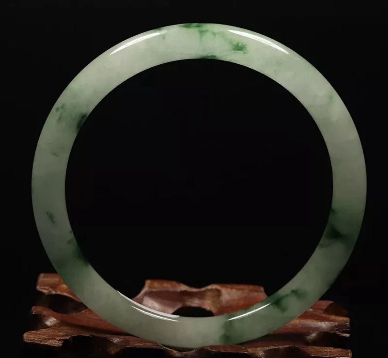 VINTAGE Medium Jadeite Green White Jade Bangle Size 59mm Round Princess Cut G043